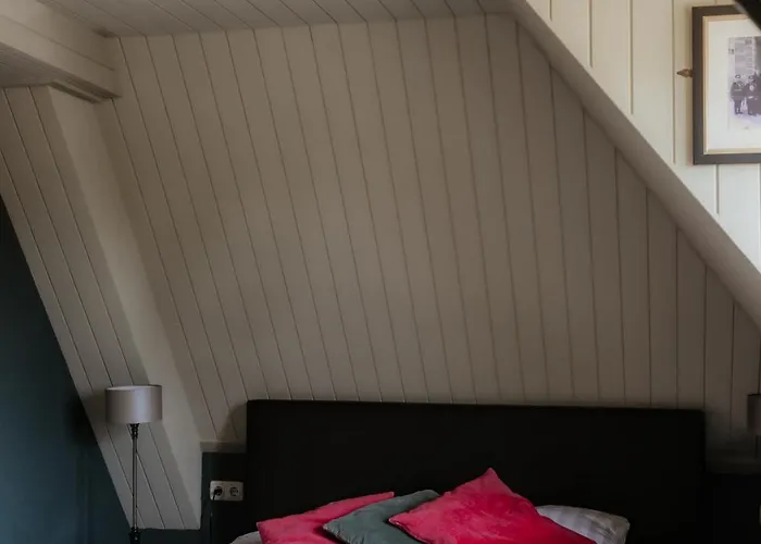 D'n Brouwer Bed and breakfast 4*